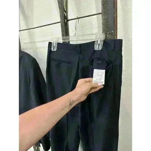 Men’s Baroni Italy 100% Wool suits 42r - Picture 14 of 15